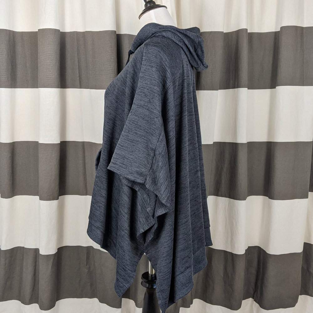 Athleta Blissful Poncho View 3
